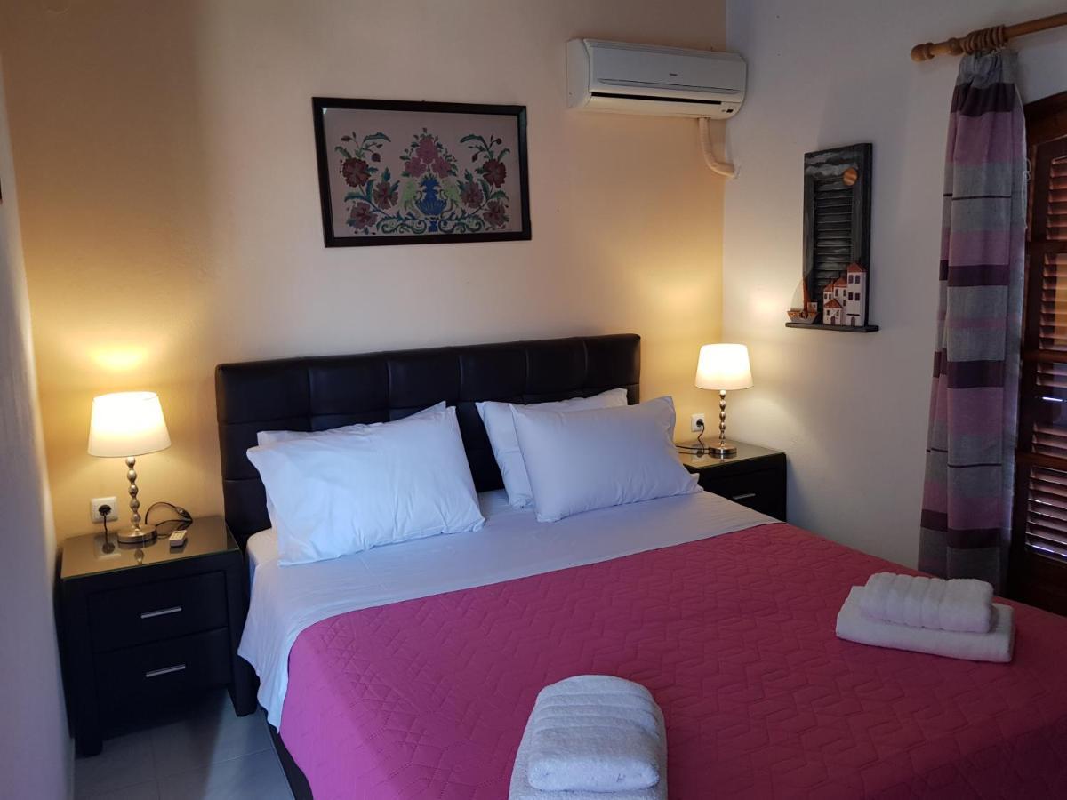 Virvilis Apartments Sívota Esterno foto
